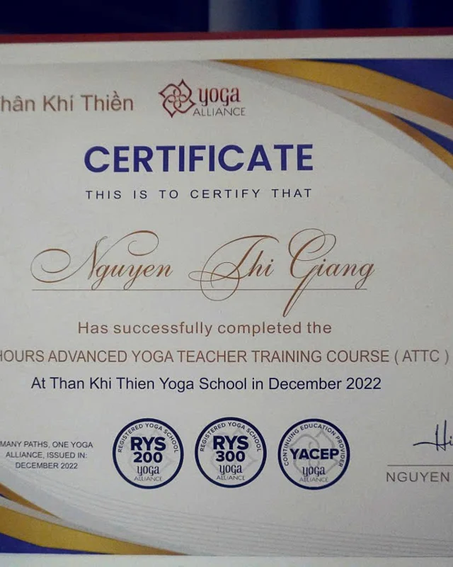 Chứng chỉ 300 giờ đào tạo HLV Yoga nâng cao